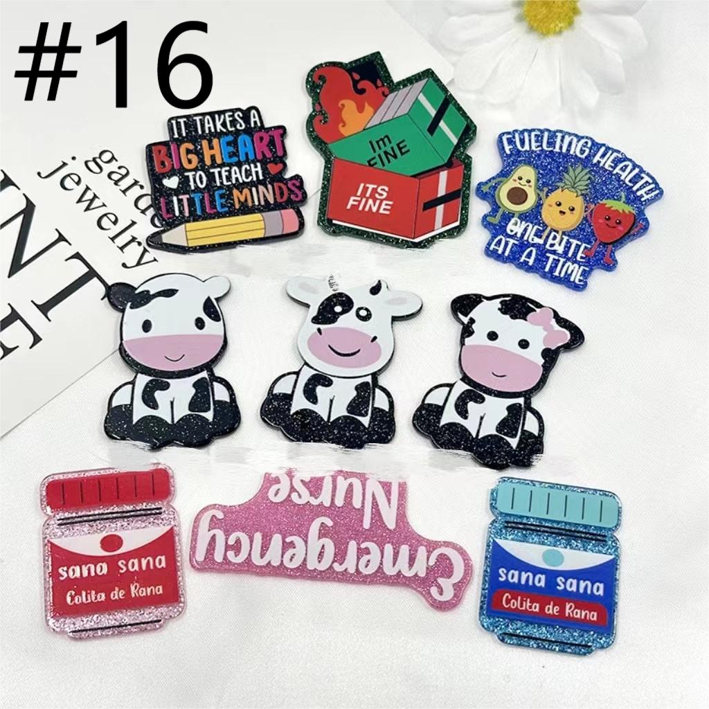 Mga Acrylic Charm na May Iba't ibang Disenyo, Random na Mix