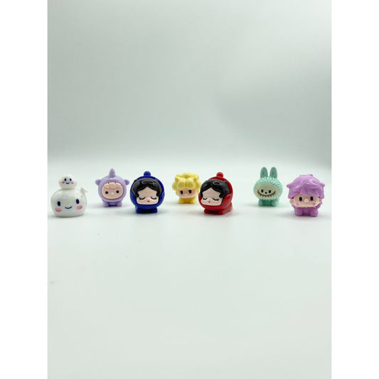 Bubble Mart Character Acrylic Beads with Holes ,Random Mix