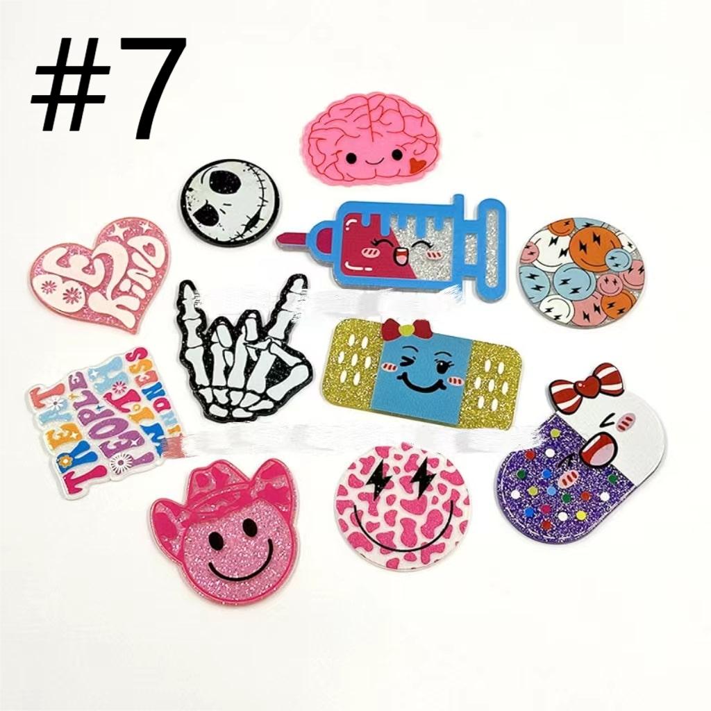 Mga Acrylic Charm na May Iba't ibang Disenyo, Random na Mix