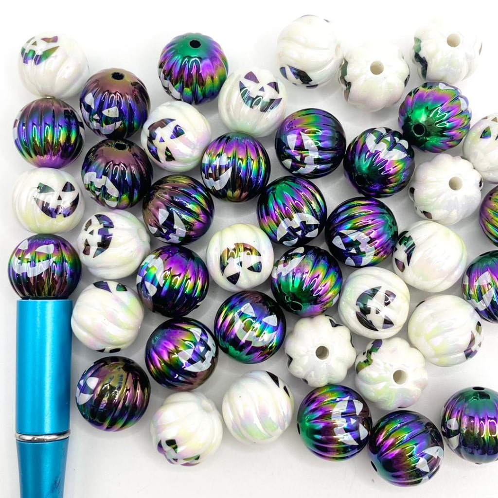 White at Black Pumking Shaped Jack Printed Glossy Acrylic Beads With UV Finish ,16mm, Random Mix