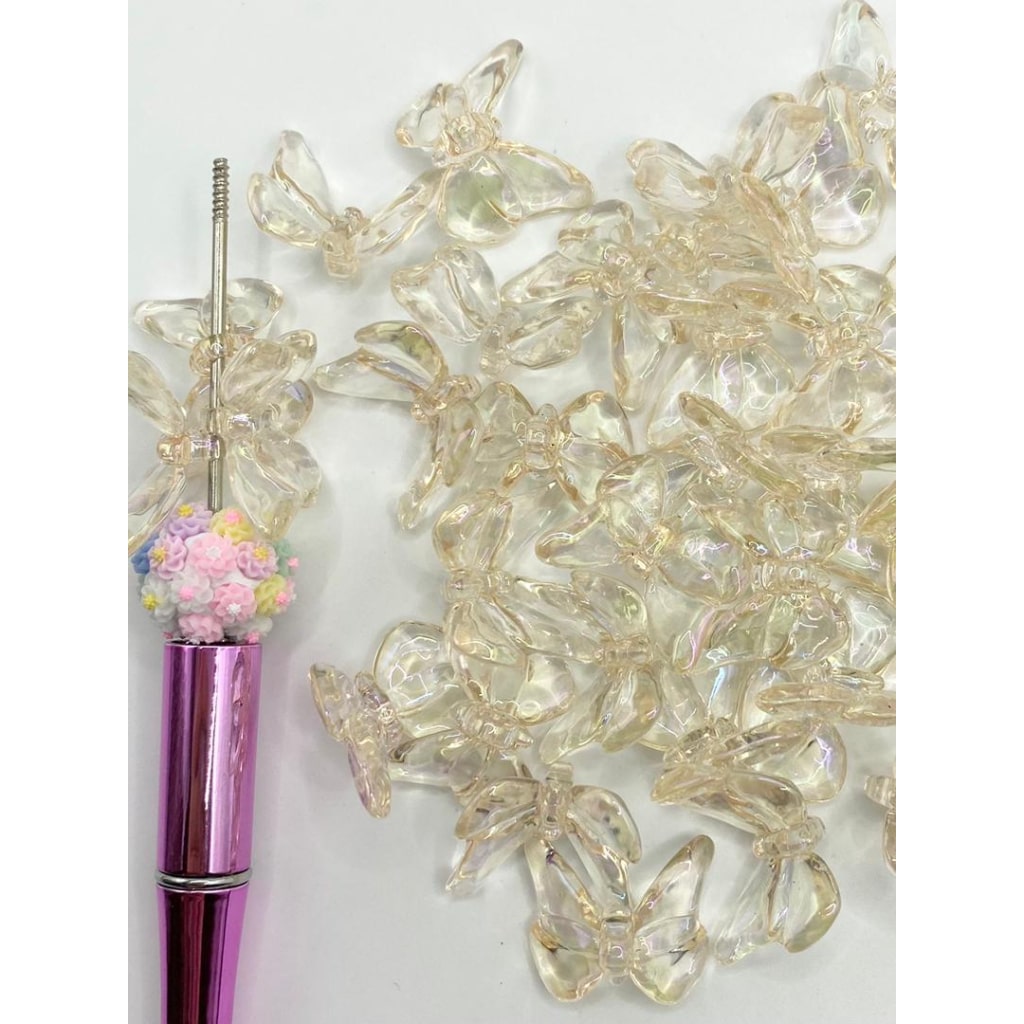 Clear at Pink See-Thru 3D Butterfly Shaped Acrylic Beads, kanan hanggang kaliwang mga butas