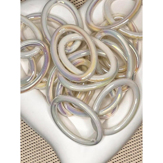 Ivory White Oval Ring Frame Acrylic Beads