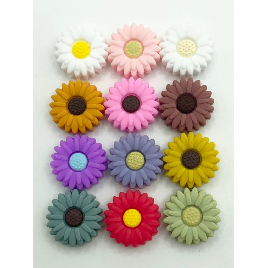 Small Daisy Flower Silicone Focal Beads,Random Mix