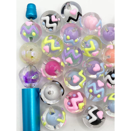 Double Clear See-Thru Hand Painted 'M' Or 'W' & Heart Acrylic Beads,16mm,Random Mix,DK