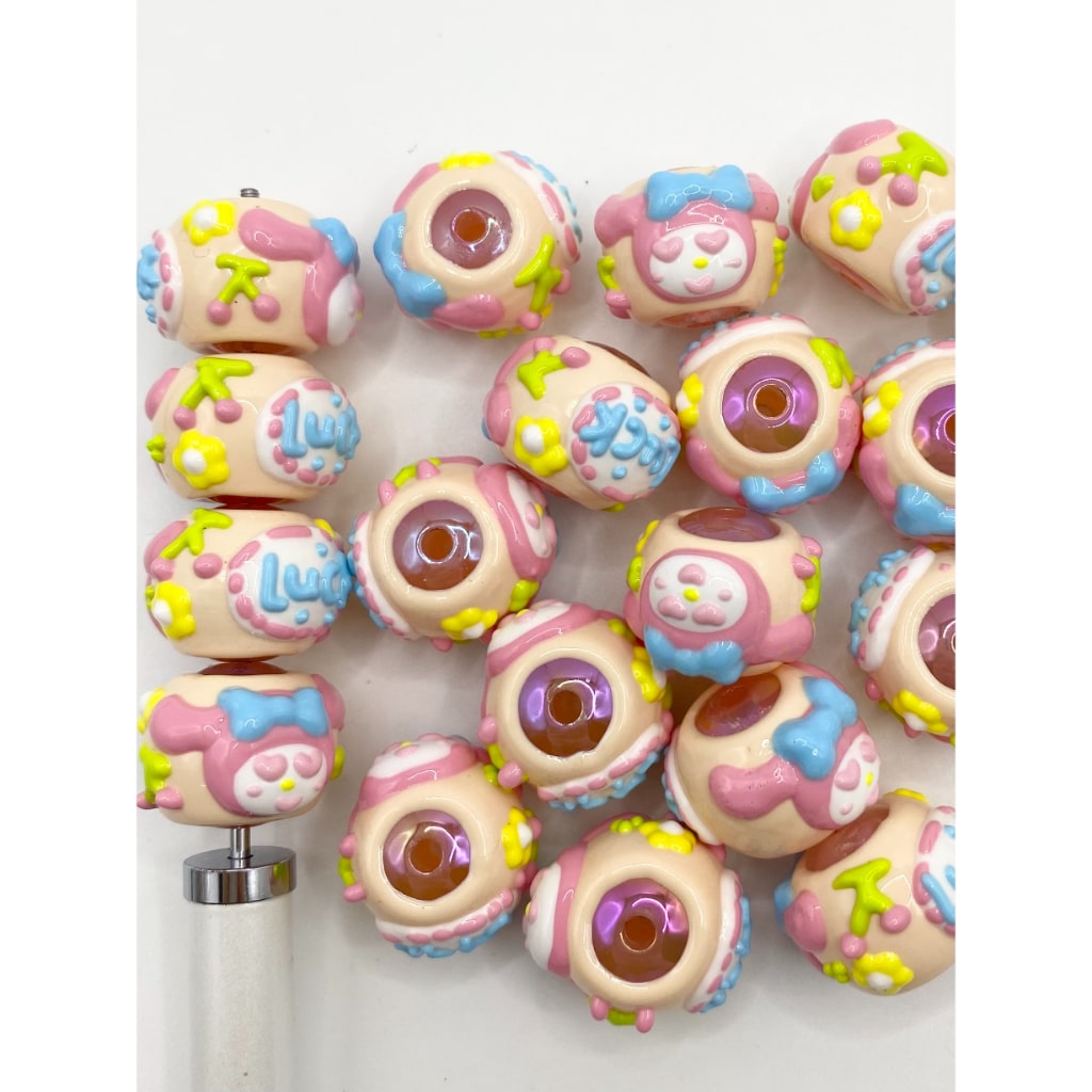 Cream-Colored Acrylic Beads With Melody Hand Painted ,CT